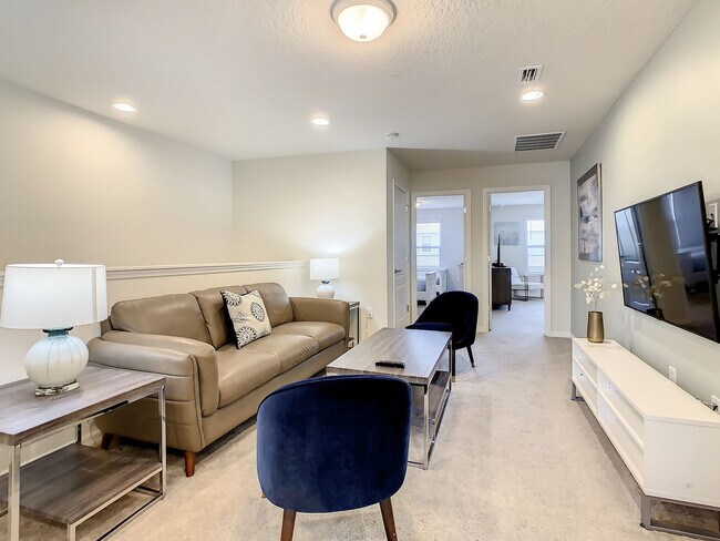 Building Photo - 2404 Tangier Dr