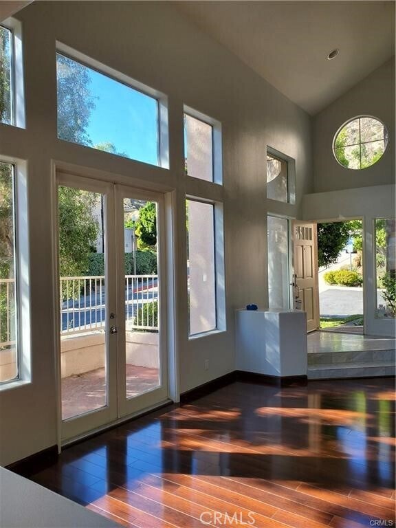 Building Photo - 1904 Caminito De La Luna