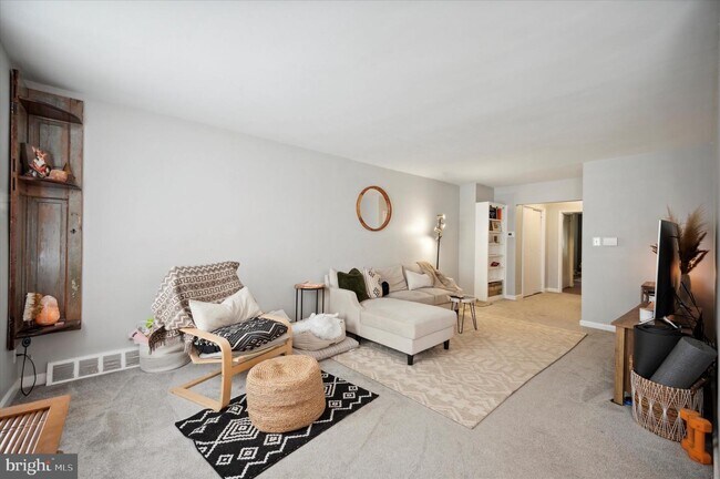 Foto del edificio - 631 Hamilton St