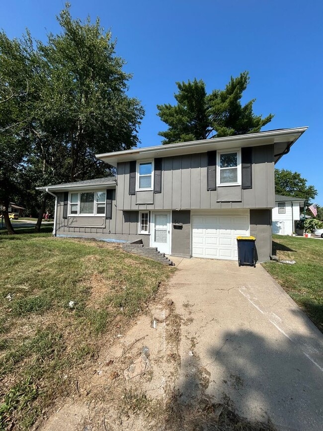 Building Photo - 8300 E 91st Terrace