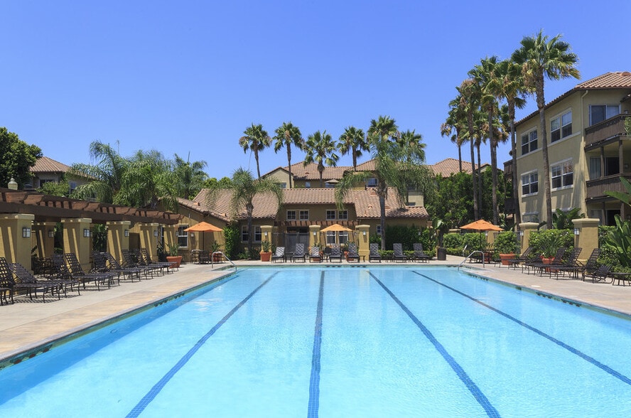 Solana Apartment Homes