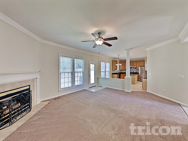 Foto del edificio - 1267 Buckingham Cir