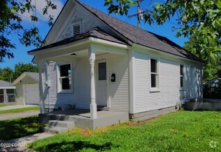 Building Photo - 1309 W 19th St