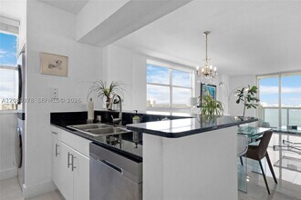Building Photo - 1625 Kennedy 1205G