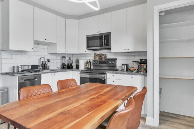 Photo du bâtiment - 6419-610e 10e Avenue