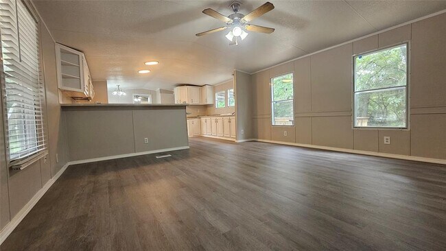 Foto del edificio - 26702 Nichols Sawmill Rd