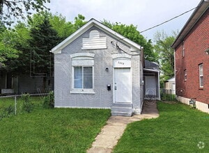 Building Photo - 2209 St Louis Ave