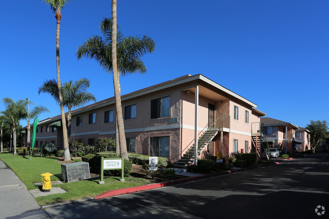 Foto del edificio - Palmira Village Apartments