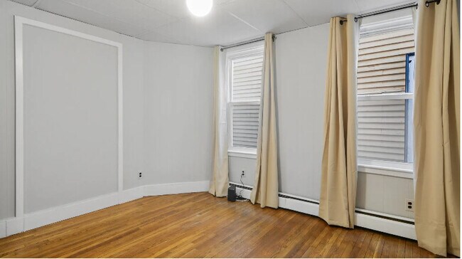 Foto del edificio - 823 Dorchester Ave