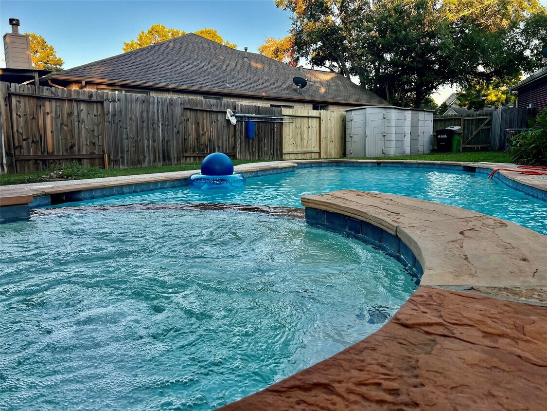 Foto principal - 18410 Green Cypress Ct