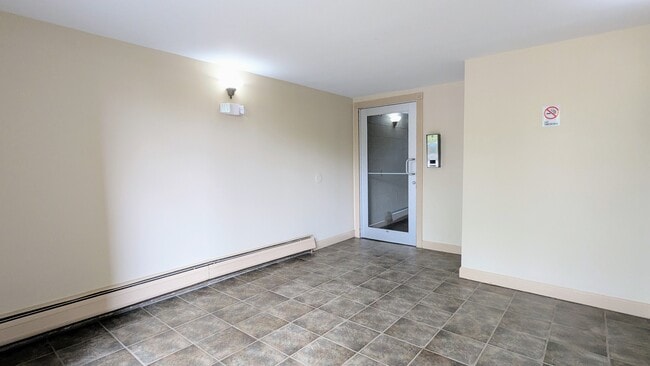 Building Photo - 432 N Wilke Rd