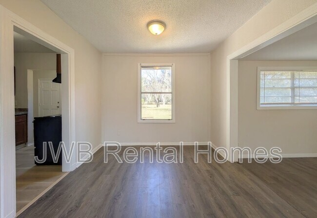 Foto del edificio - 4411 Homer Rd