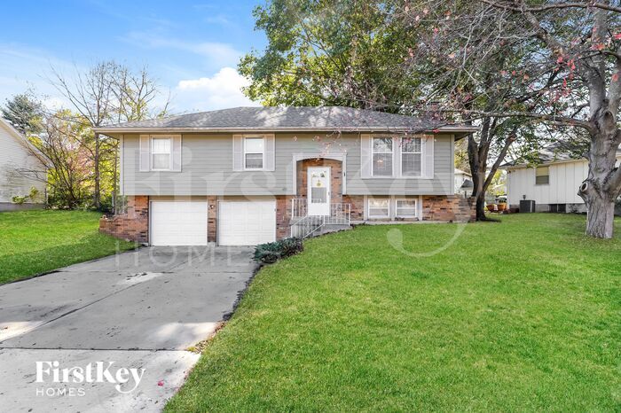 Primary Photo - 1213 SE Langsford Rd