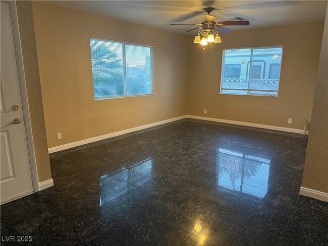 Building Photo - 6997 Acorn Ct