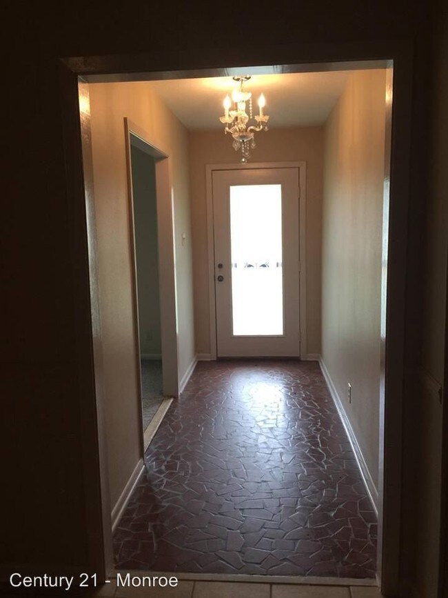 Foto del edificio - 3 br, 2 bath House - 40 Fair Oaks Drive