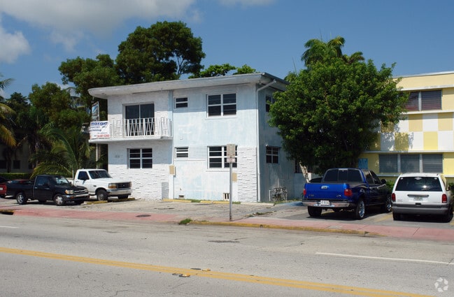 Building Photo - 1800 Meridian Ave
