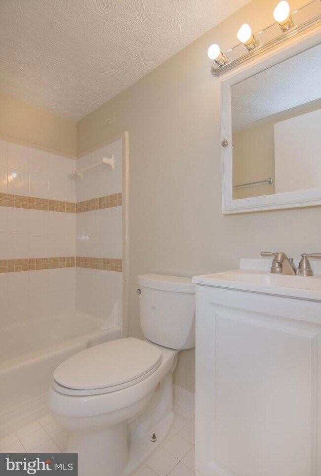 7710 Donnybrook Ct Unit 105, Annandale, VA 22003 Condo for Rent in