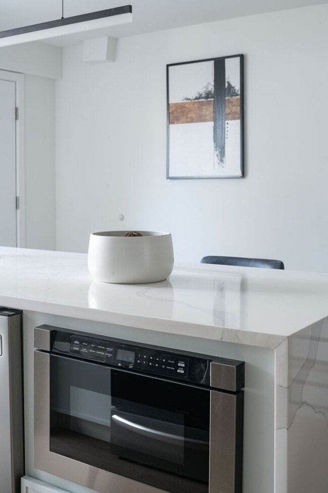 Building Photo - Hagert Street Estates