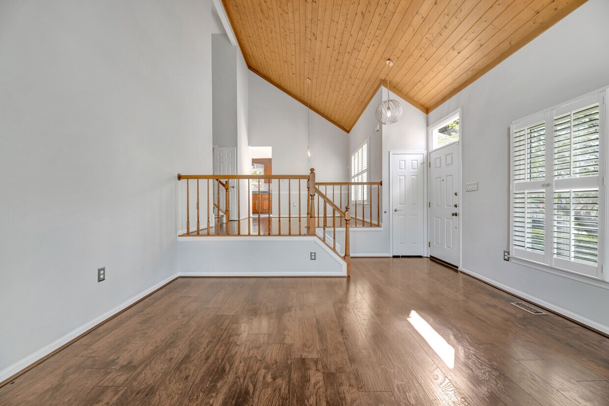 Foto principal - 2224 Cherry Leaf Ln