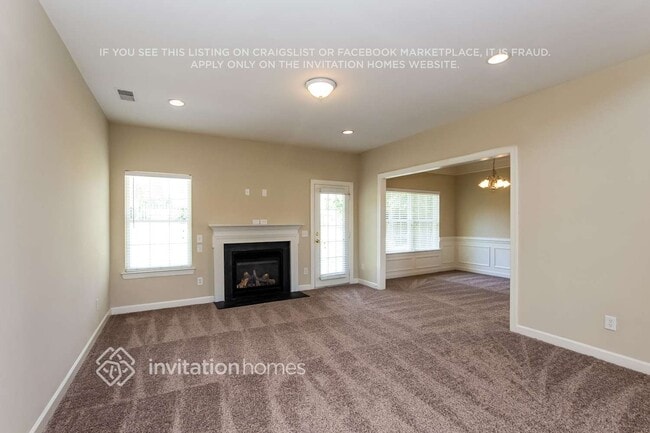 Building Photo - 4517 Hyperion Ct
