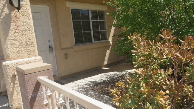 Building Photo - 6348 Pebblecreek Lodge Way