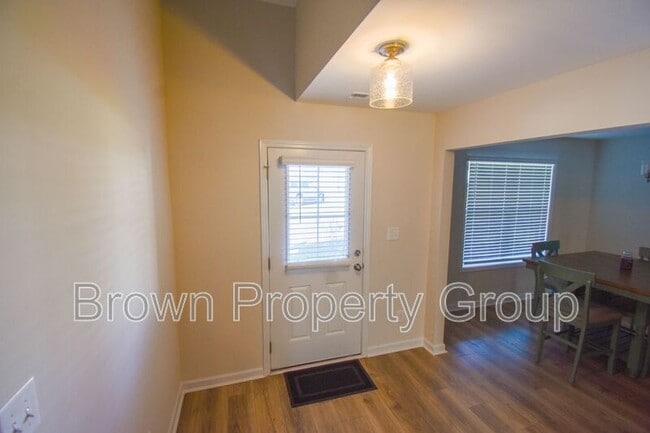 Building Photo - 5967 Gator Wy