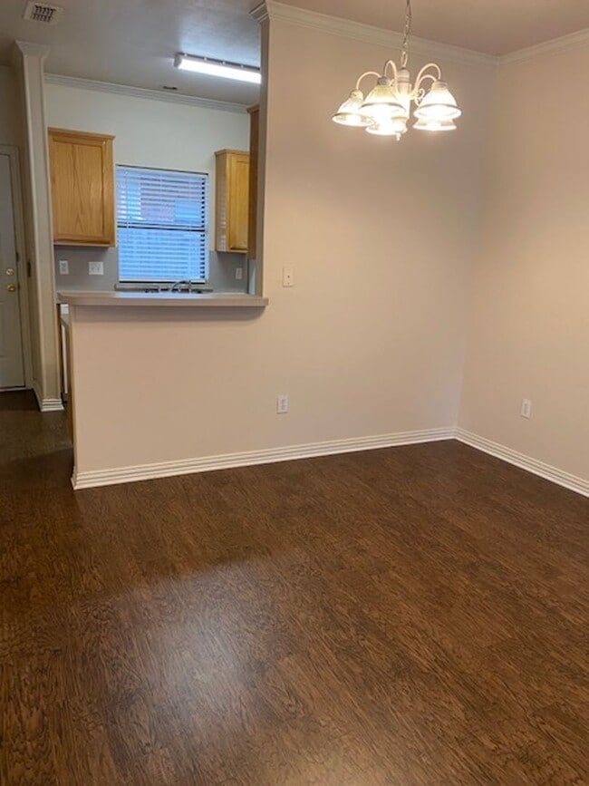 Photo - 2 BEDROOM 2.5 BATH TOWNHOME