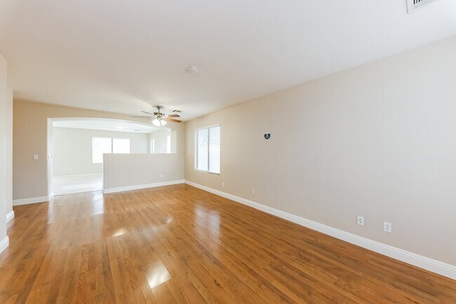 Foto del edificio - 16255 N 158th Dr