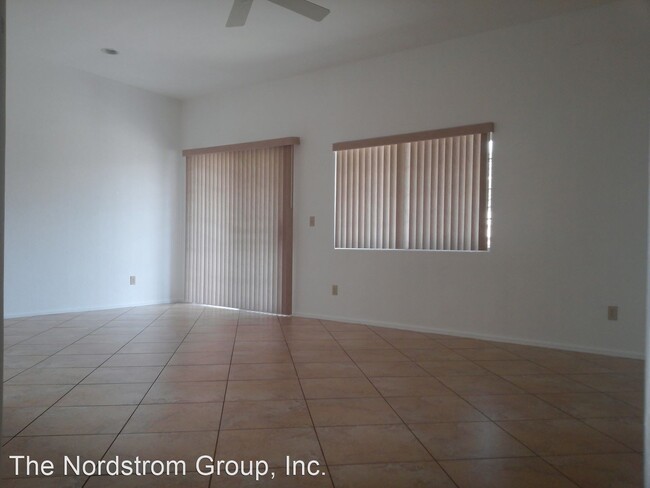 Building Photo - 3 br, 2 bath House - 949 W Fox Ridge Lane