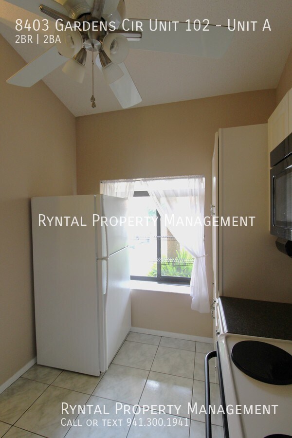Building Photo - 8403 Gardens Cir