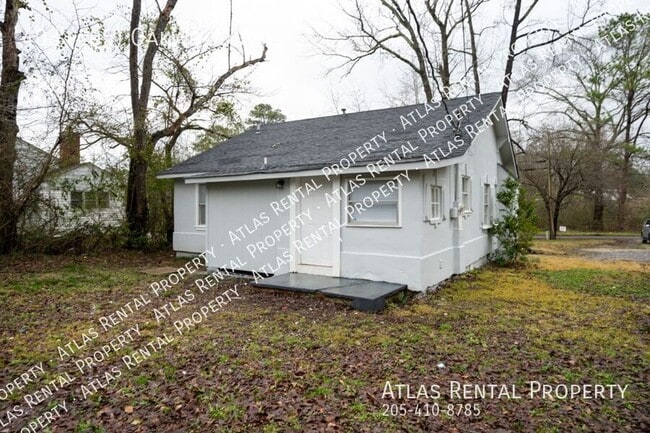 Building Photo - 403 (405) Oakwood Ave-