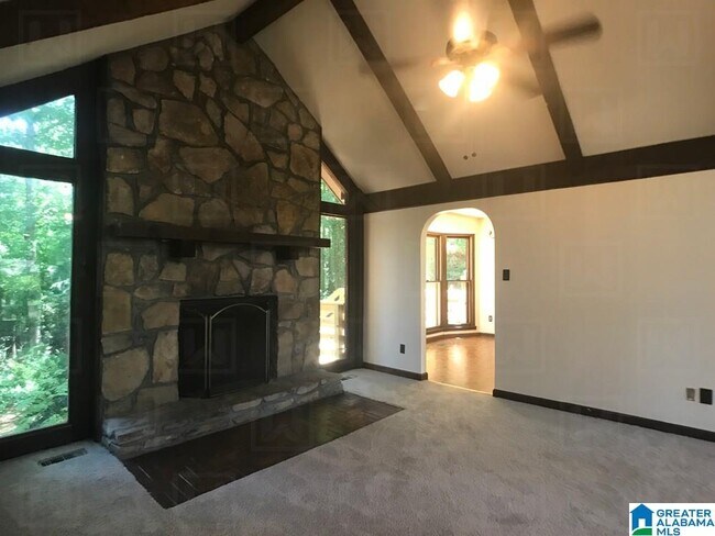 Building Photo - 100 Cahaba Forest Dr