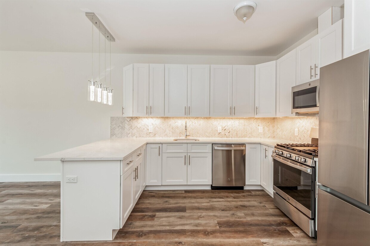 Foto principal - 6113 Buchanan Pl