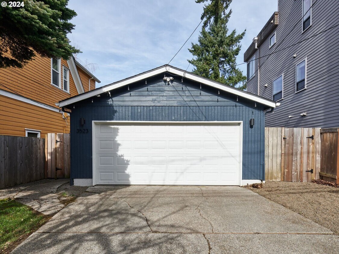 3523 SE Yamhill St, Portland, OR 97214 House Rental in Portland, OR