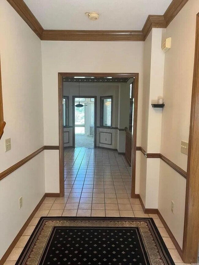 Foto del edificio - 7609 Johntimm Ct
