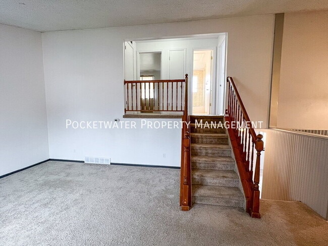 Foto del edificio - 2207 Tulip St
