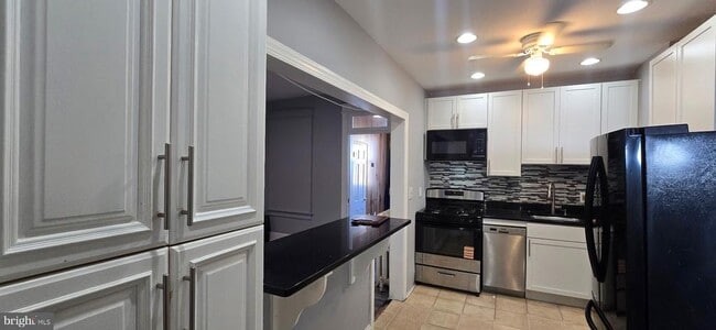 Foto del edificio - 735 Princeton Pl NW