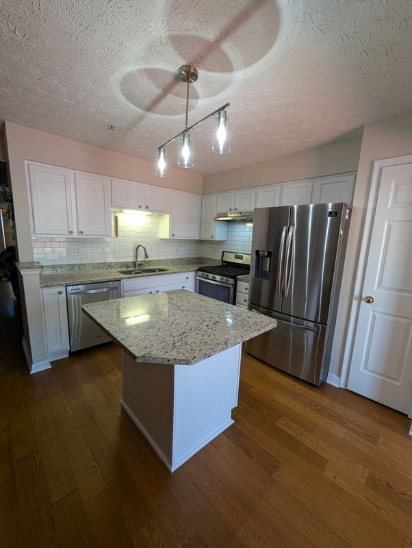 Building Photo - 8024 Brookmead Ct