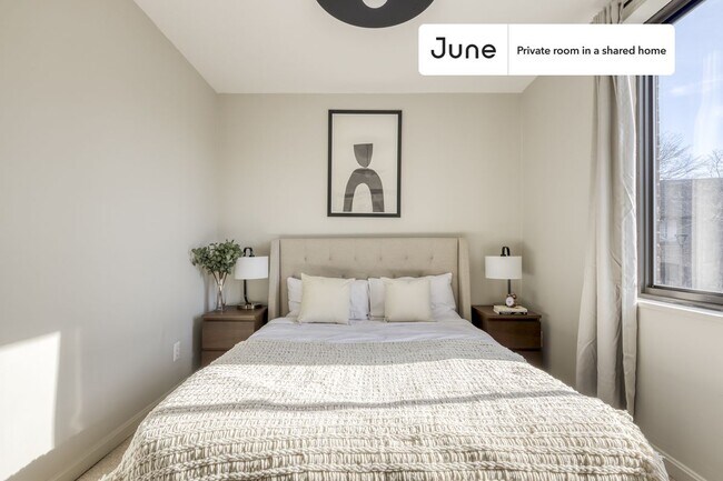 Foto del edificio - Room in Shared 5 bed/2.5 bath home in H Street