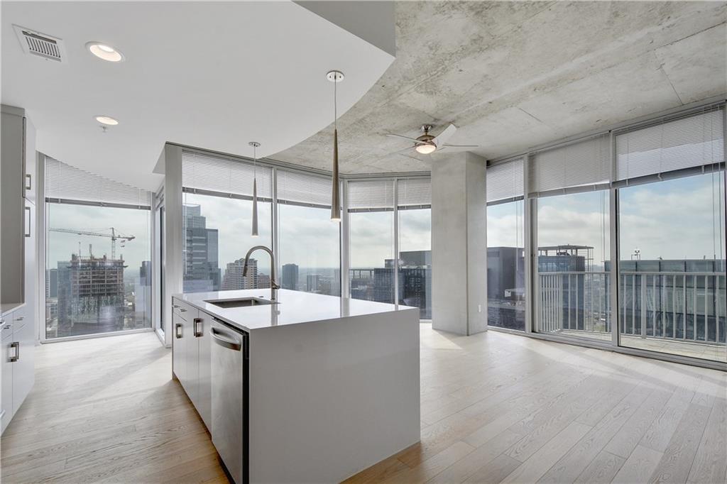 Foto principal - 360 Nueces St