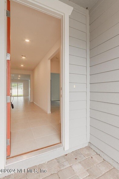 Building Photo - 380 Cedar Preserve Ln