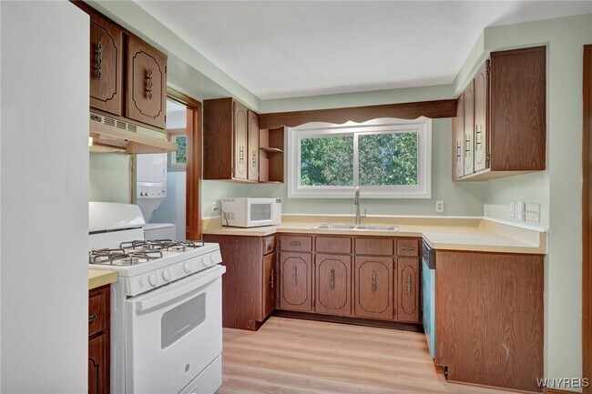 Foto del edificio - 1 Emsworth Ave