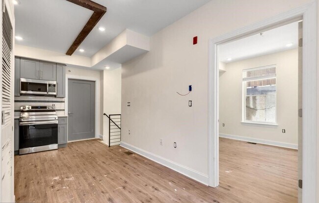 Building Photo - 511 Gorgas Ln