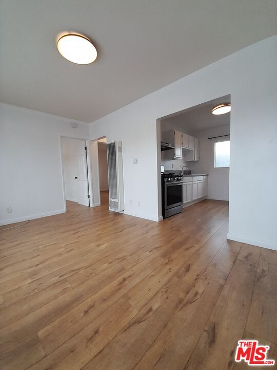 Foto del edificio - 5614 S Western Ave