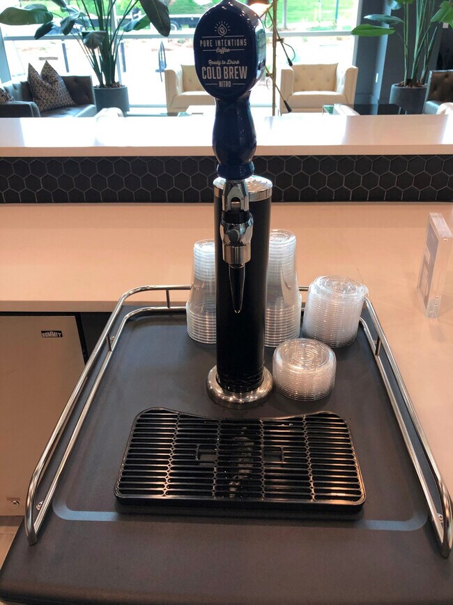 Foto del edificio - 13152 Ballantyne Corporate Pl