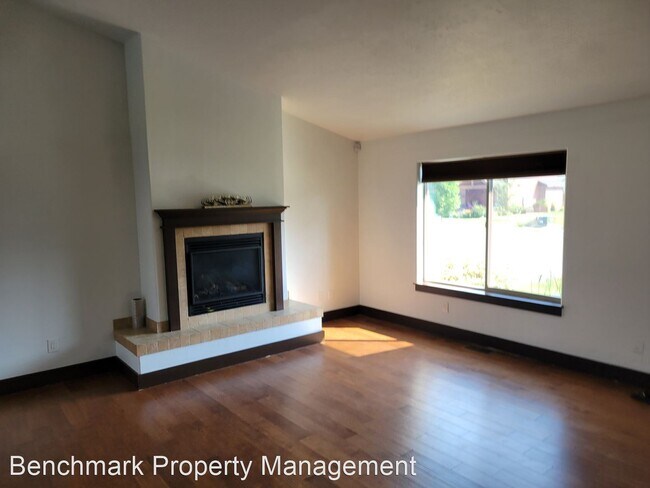 Foto del edificio - 4 br, 3 bath House - 1705 Drummond Blvd