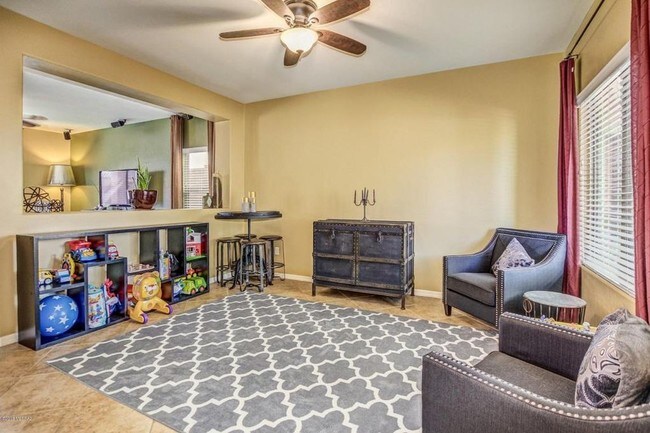 Formal Dining Room - 10780 E Salsabila Rd