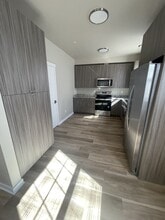 Building Photo - 441 Talent Ave