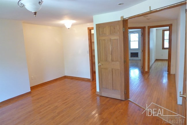 Foto del edificio - 502 President Street #1R
