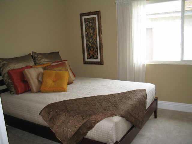 Foto del edificio - 4525 Cherokee Ave